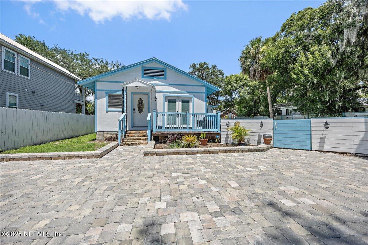 6 E San Carlos Ave, Saint Augustine, FL 32084 photo