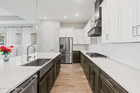 Single Family Residence in Jacksonville FL 11373 BEESON Court.jpg