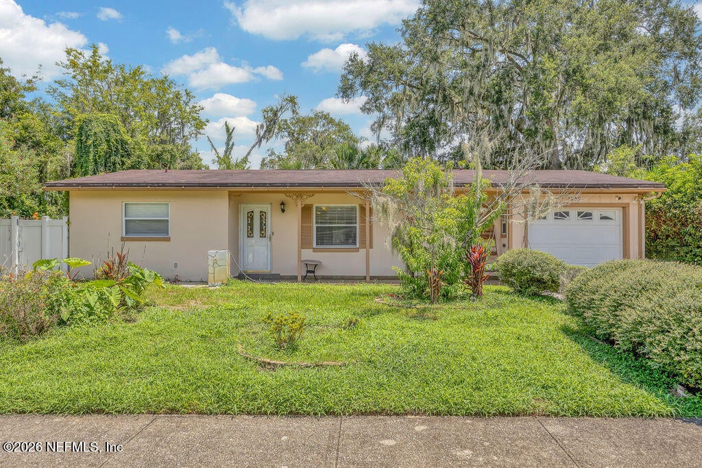 2859 Loran Dr, Jacksonville, FL 32216