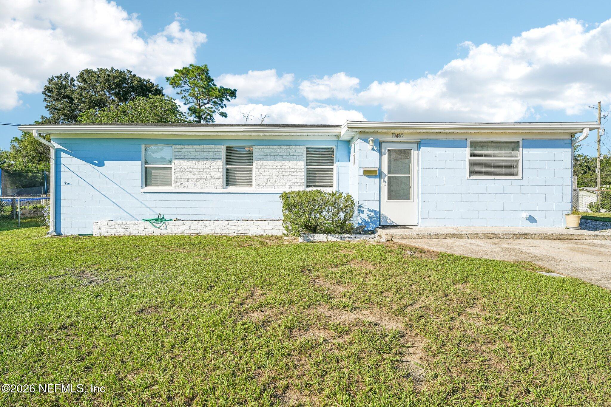 10465 Stone Rd, Jacksonville, FL 32246