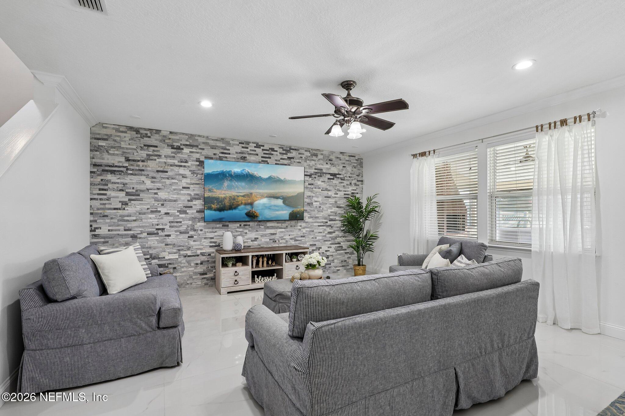 536 Glendale Ln, Orange Park, FL 32065 photo