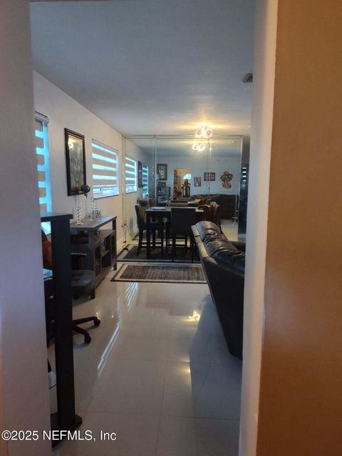Single Family Residence in North Miami Beach FL 17250 NE 2 Court 3.jpg