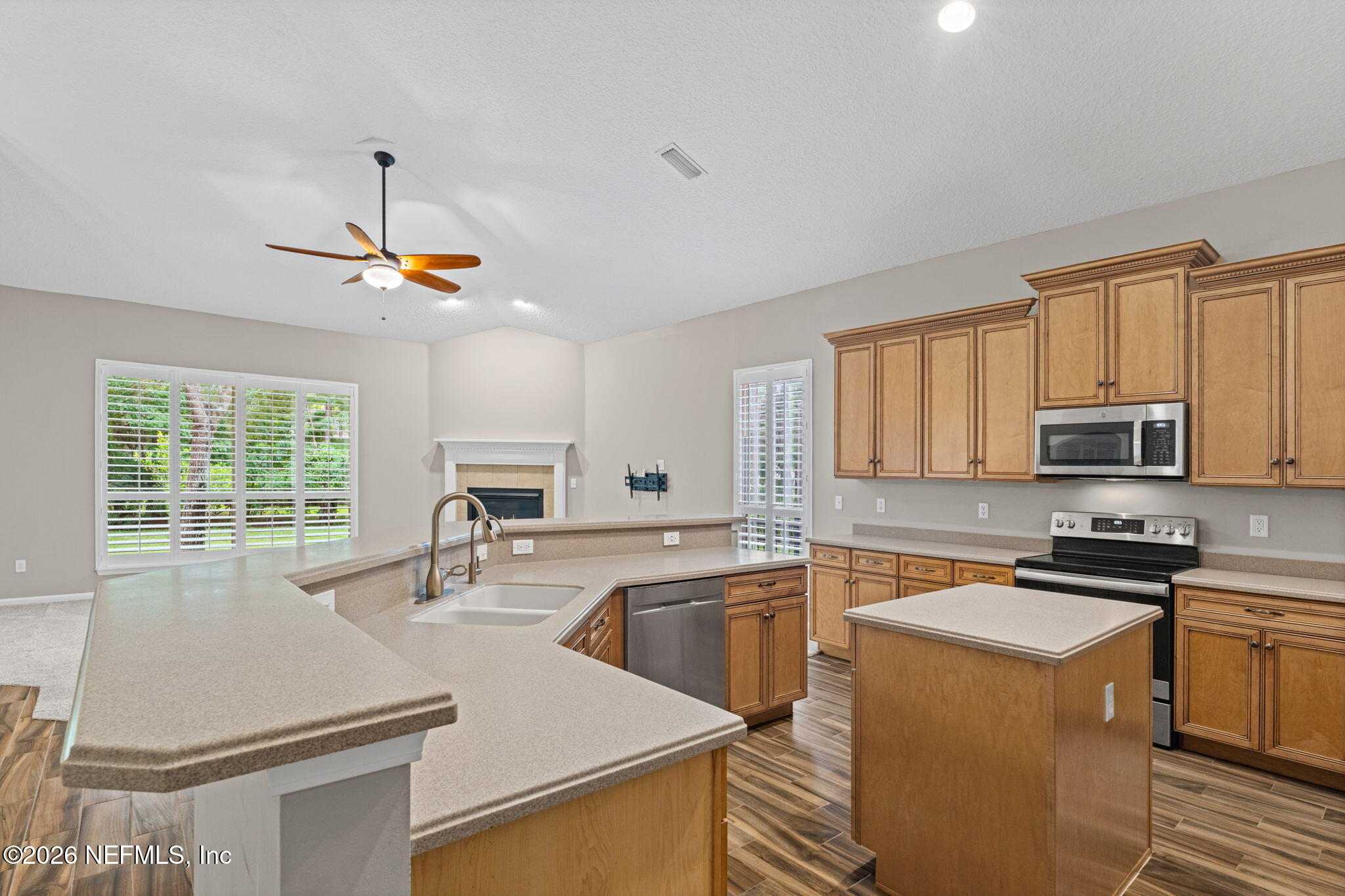 2489 Country Side Dr, Fleming Island, FL 32003 photo