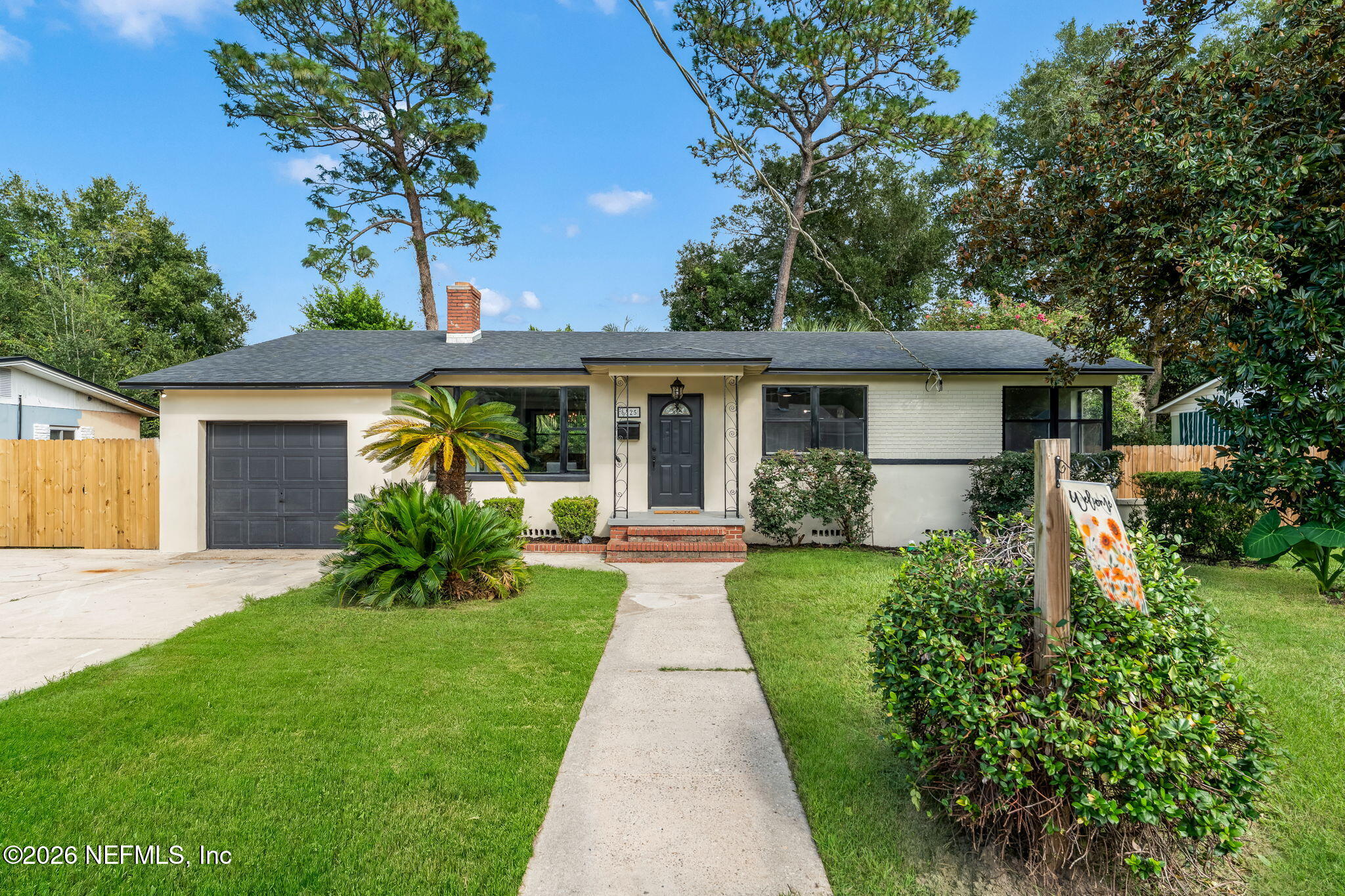 6325 Mercer Cir, Jacksonville, FL 32217