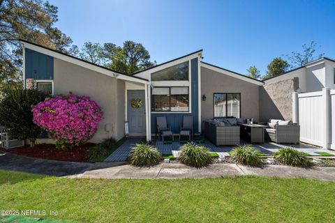 Townhouse in Jacksonville FL 2527 WHISPERING WOODS Boulevard #2.jpg