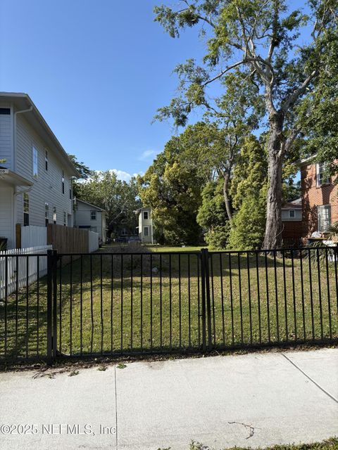 Unimproved Land in Jacksonville FL 2515 POST Street.jpg