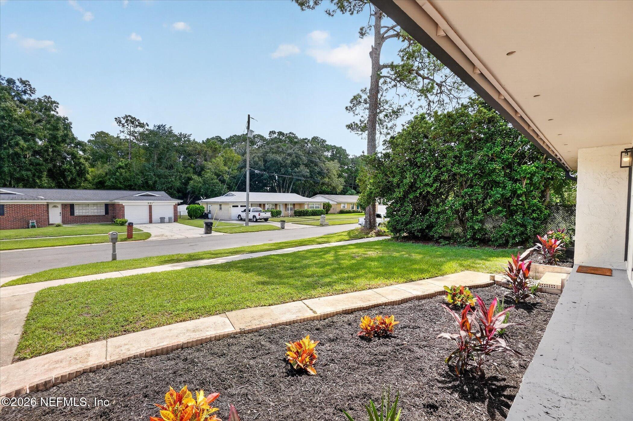 962 Grove Park Dr, Orange Park, FL 32073 photo