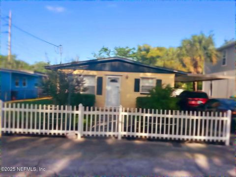 Single Family Residence in Jacksonville Beach FL 409 S 11TH Street.jpg