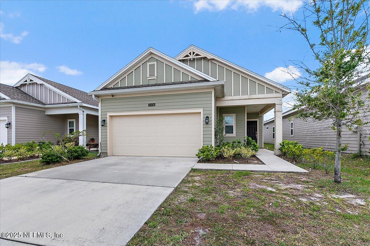 2176 Major Oak St, Jacksonville, FL 32218