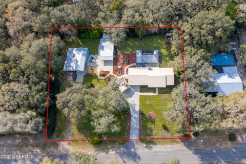 Single Family Residence in Melrose FL 308 SE 2ND Avenue.jpg