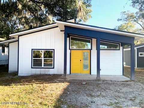 Single Family Residence in Jacksonville FL 938 ALDERSIDE Street.jpg
