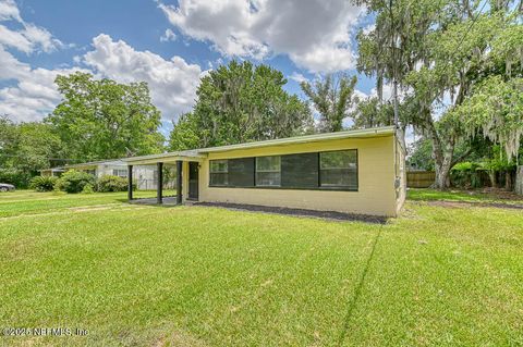 Single Family Residence in Jacksonville FL 5176 110TH Street.jpg