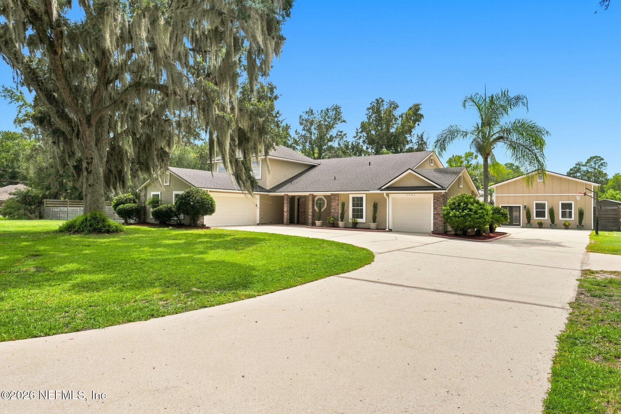 3202 River Rd, Green Cove Springs, FL 32043