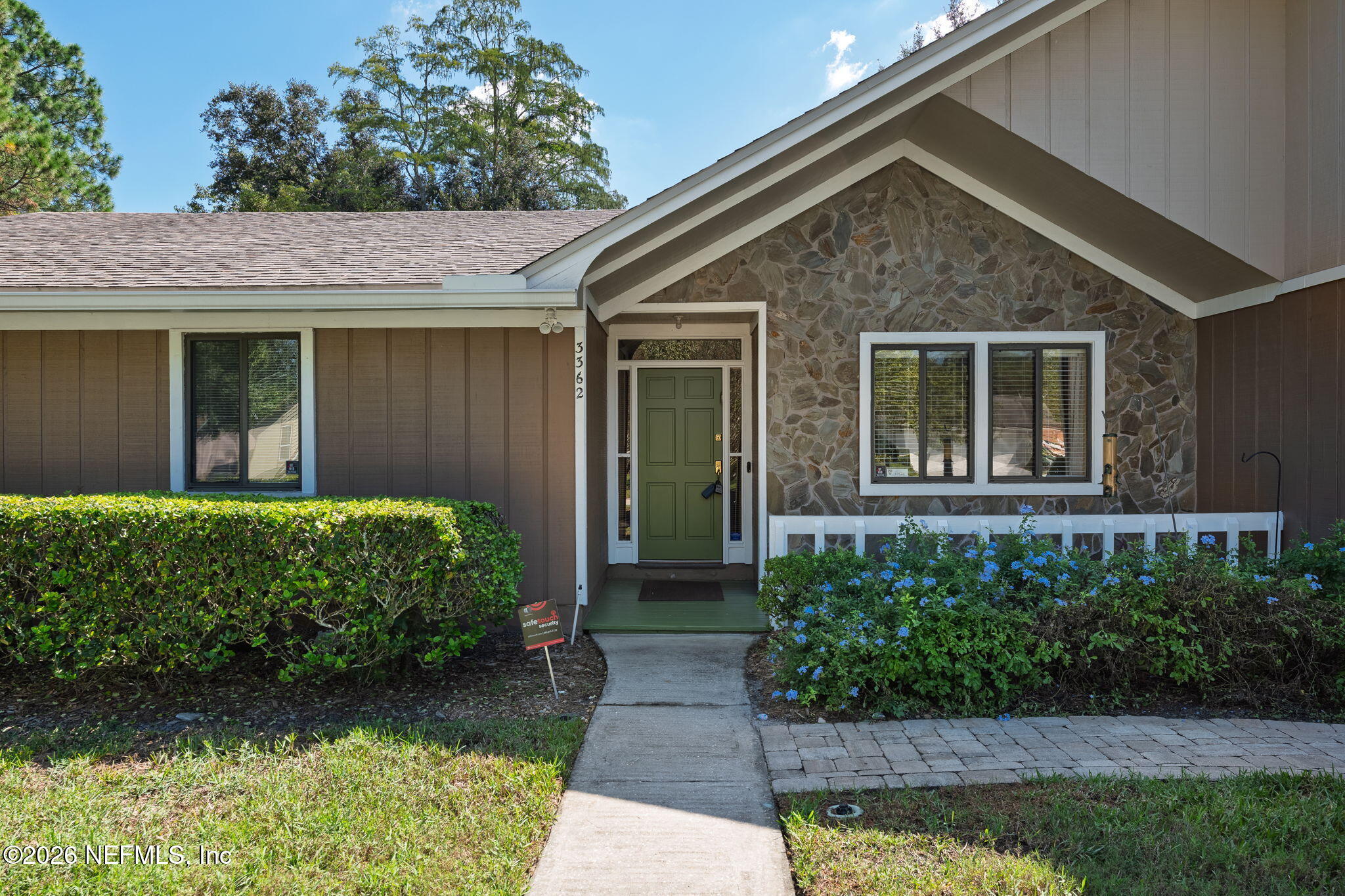 3362 Chrysler Dr, Jacksonville, FL 32257 photo