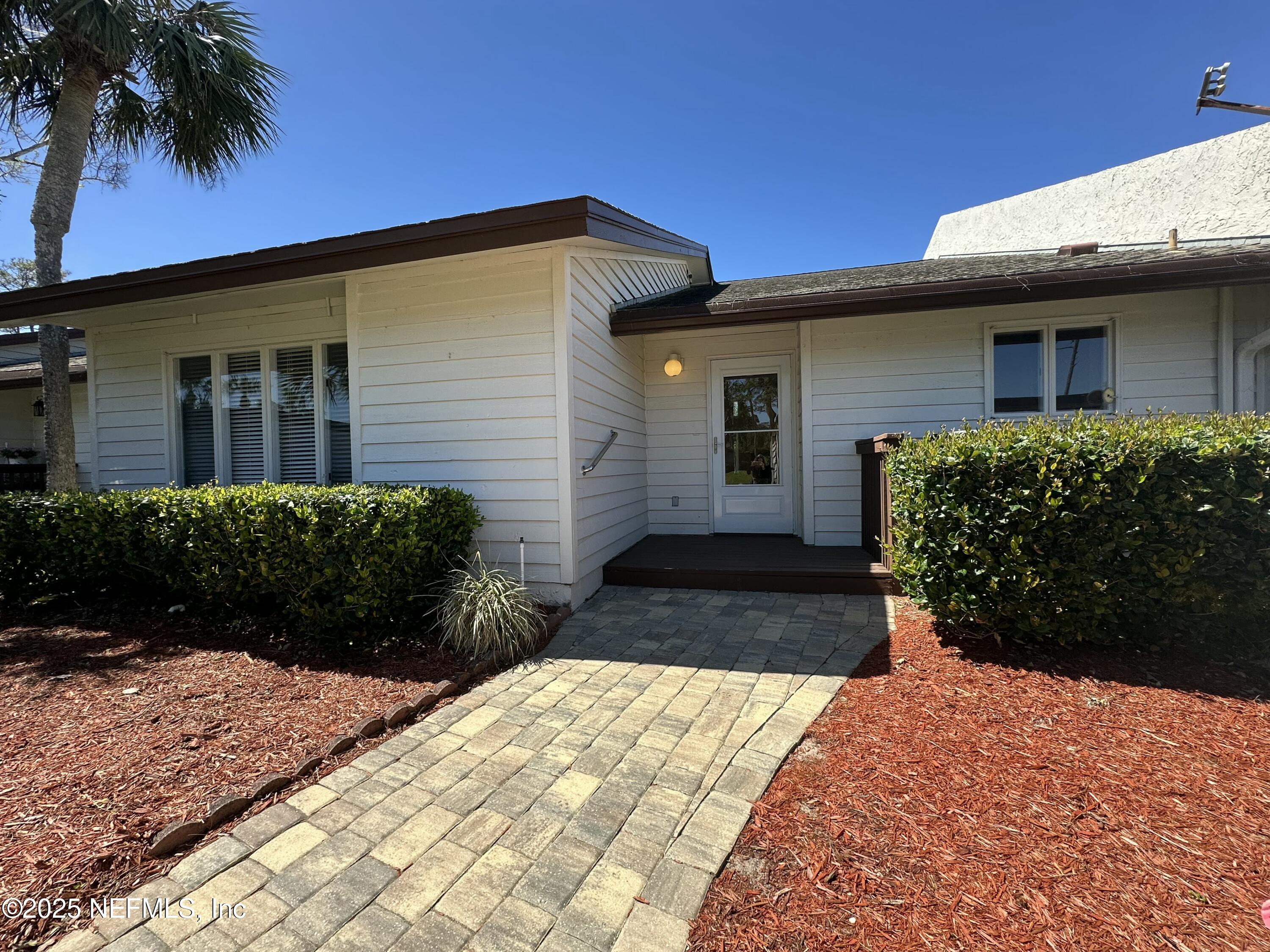 Condominium in Ponte Vedra Beach FL 525 QUAIL POINTE Lane 1.jpg