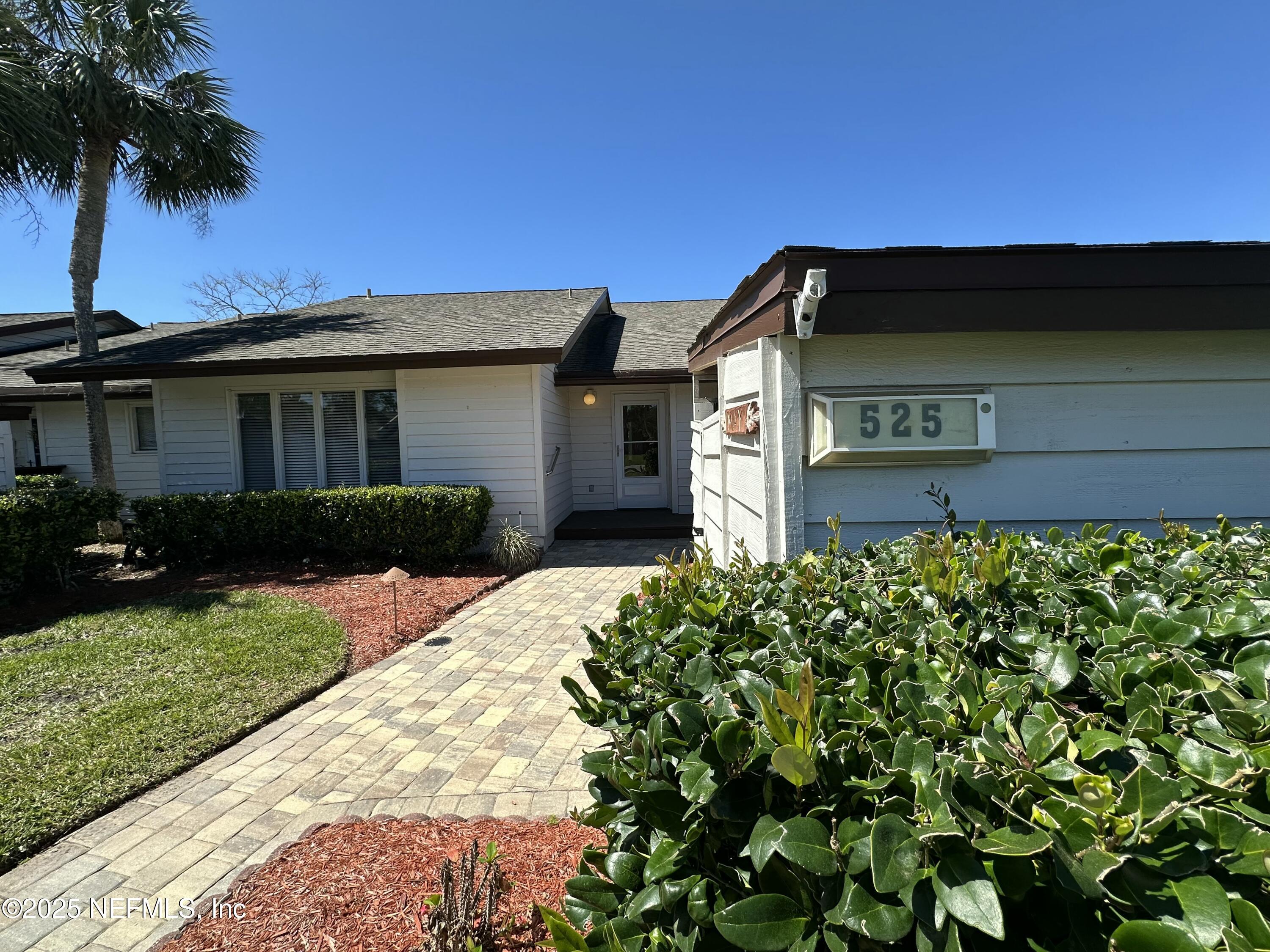Condominium in Ponte Vedra Beach FL 525 QUAIL POINTE Lane 2.jpg