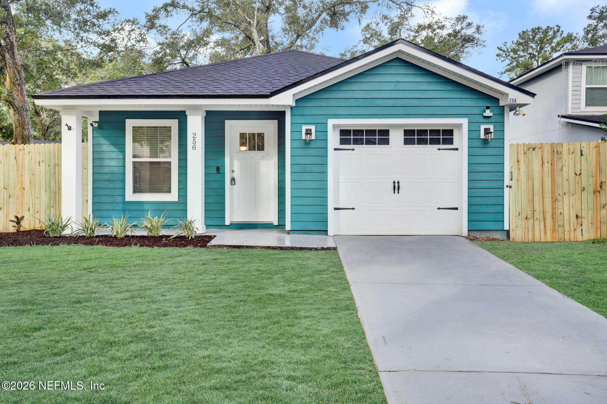 256 Aquarius Cir, Jacksonville, FL 32216