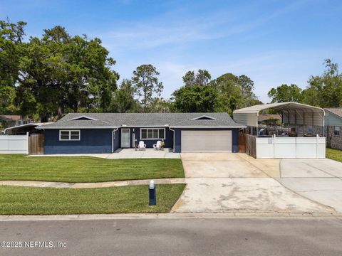 Single Family Residence in Orange Park FL 1696 PECAN Court.jpg