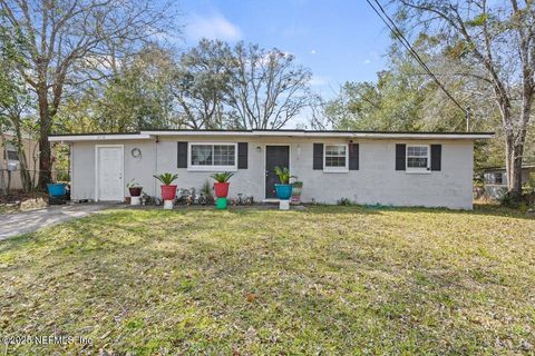 Single Family Residence in Jacksonville FL 2310 MISS MUFFET Lane.jpg