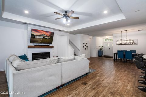Single Family Residence in Fernandina Beach FL 95220 SNAPDRAGON Drive 10.jpg