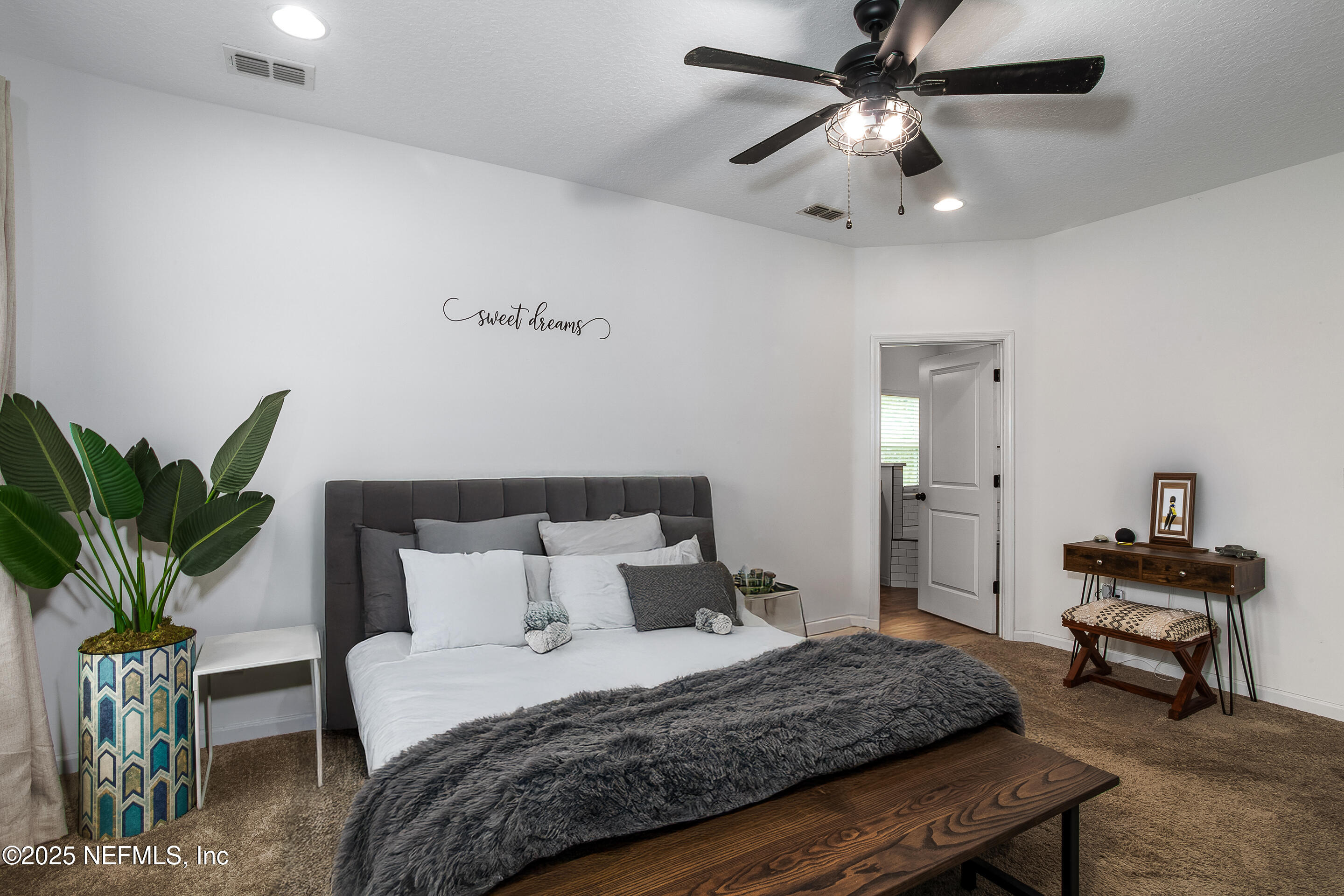 Single Family Residence in Fernandina Beach FL 95220 SNAPDRAGON Drive 11.jpg