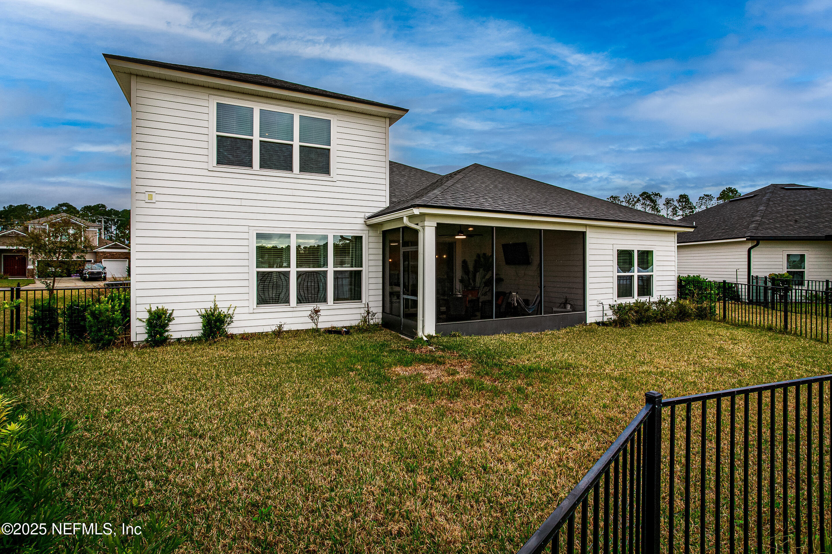Single Family Residence in Fernandina Beach FL 95220 SNAPDRAGON Drive 28.jpg