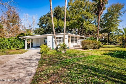 Single Family Residence in Jacksonville FL 923 LE BRUN Drive.jpg