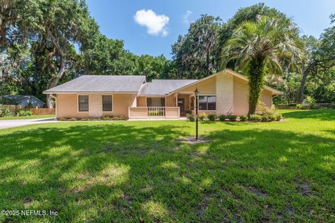 Single Family Residence in Fernandina Beach FL 835 FOUNTAIN Drive.jpg