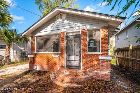 Single Family Residence in Jacksonville FL 1127 W 5TH Street.jpg