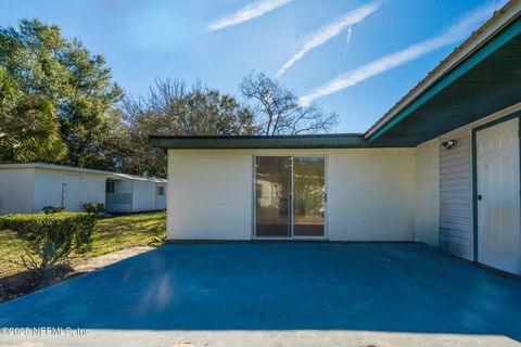 Single Family Residence in Jacksonville FL 11543 VERA Drive 34.jpg