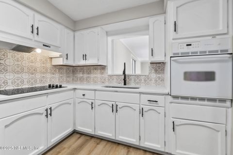 Single Family Residence in Jacksonville FL 11543 VERA Drive 17.jpg