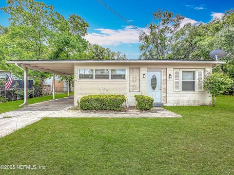 Single Family Residence in Jacksonville FL 6642 PINNOCHIO Drive.jpg