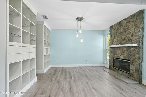 Single Family Residence in Jacksonville Beach FL 1007 21ST Street 24.jpg