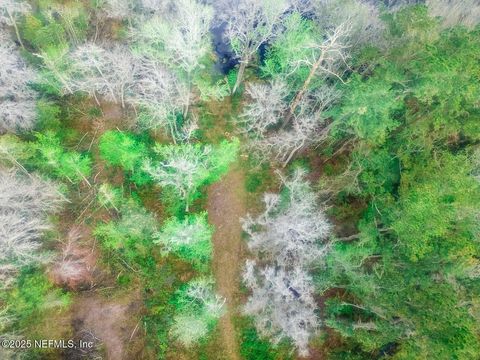 Unimproved Land in Florahome FL 266 LAKE Drive 4.jpg