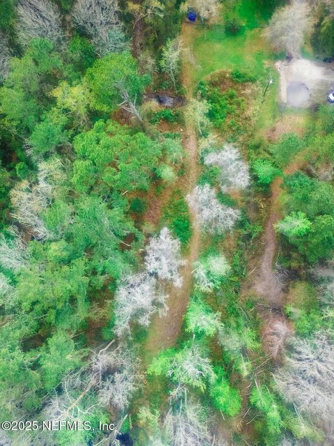 Unimproved Land in Florahome FL 266 LAKE Drive 3.jpg