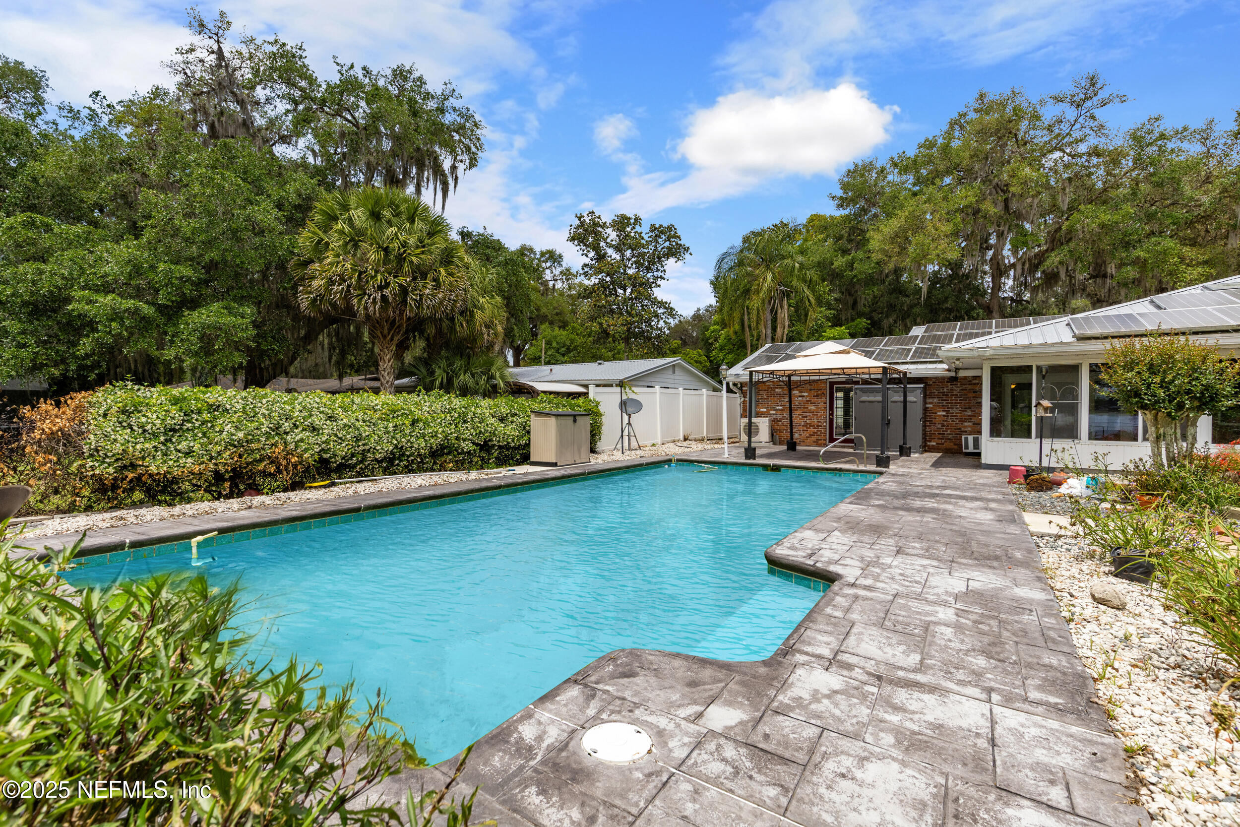 Single Family Residence in Keystone Heights FL 49 SE NELSONS POINT Road 28.jpg