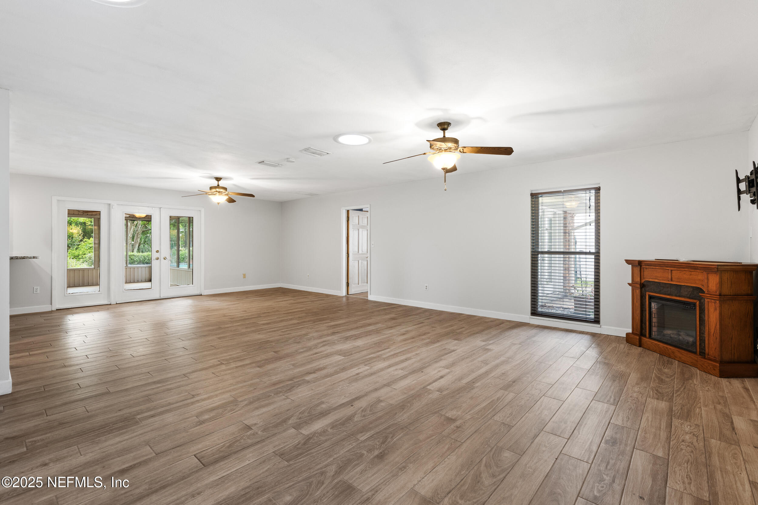 Single Family Residence in Keystone Heights FL 49 SE NELSONS POINT Road 6.jpg