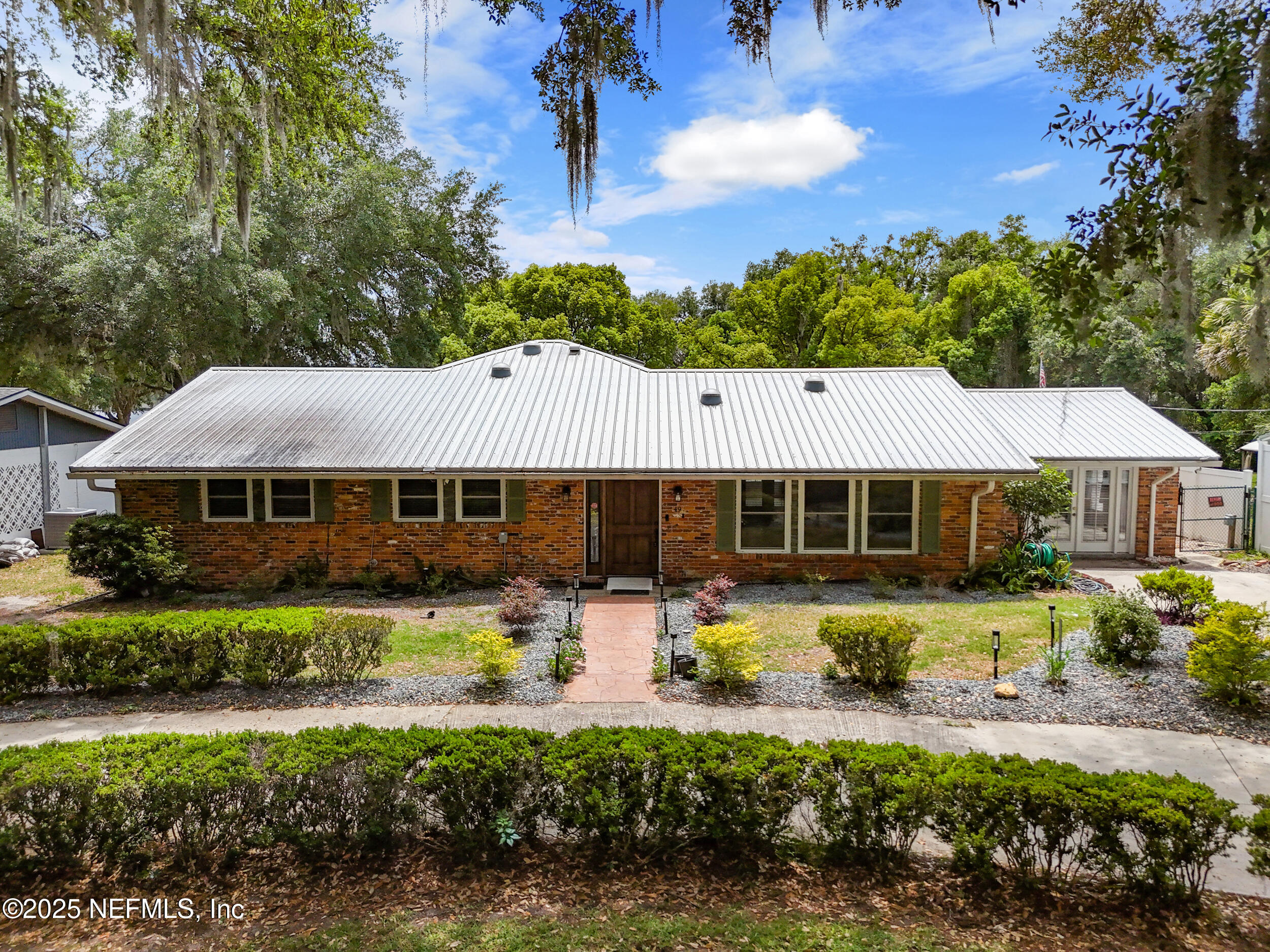 Single Family Residence in Keystone Heights FL 49 SE NELSONS POINT Road 0.jpg