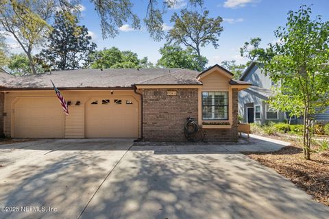 Townhouse in Fernandina Beach FL 1004 NATURES WALK Drive #A.jpg