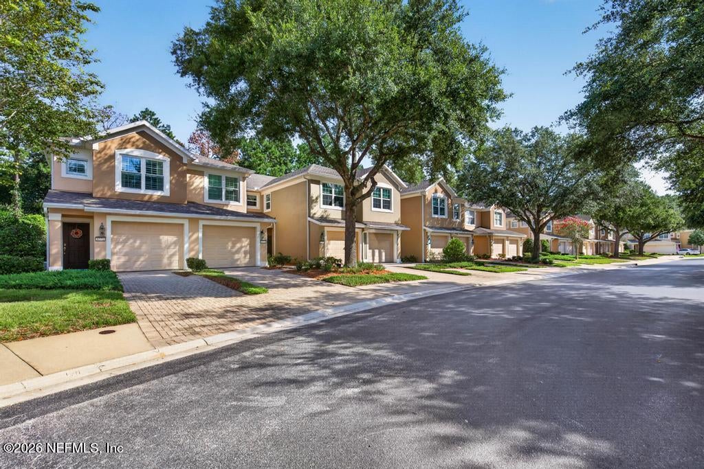 8573 Little Swift Cir, Jacksonville, FL 32256