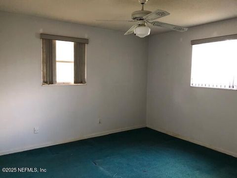 Single Family Residence in Jacksonville FL 1130 CROWN Drive 12.jpg