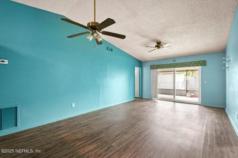 Townhouse in Jacksonville FL 8675 PURSLANE Place 6.jpg