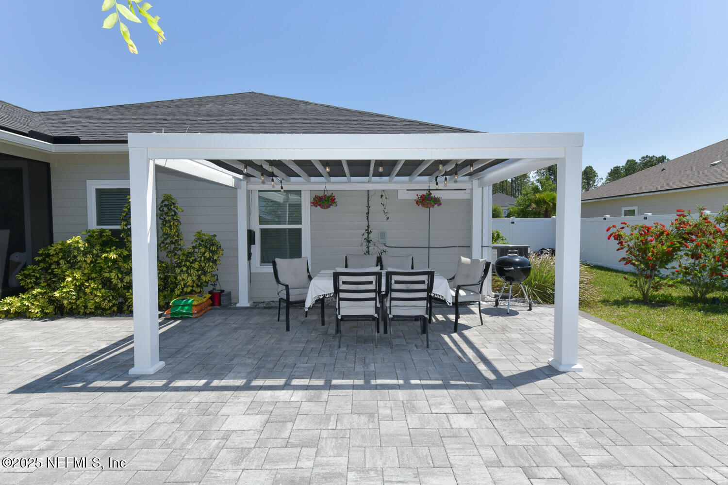 Single Family Residence in Fernandina Beach FL 95128 SNAPDRAGON Drive 21.jpg