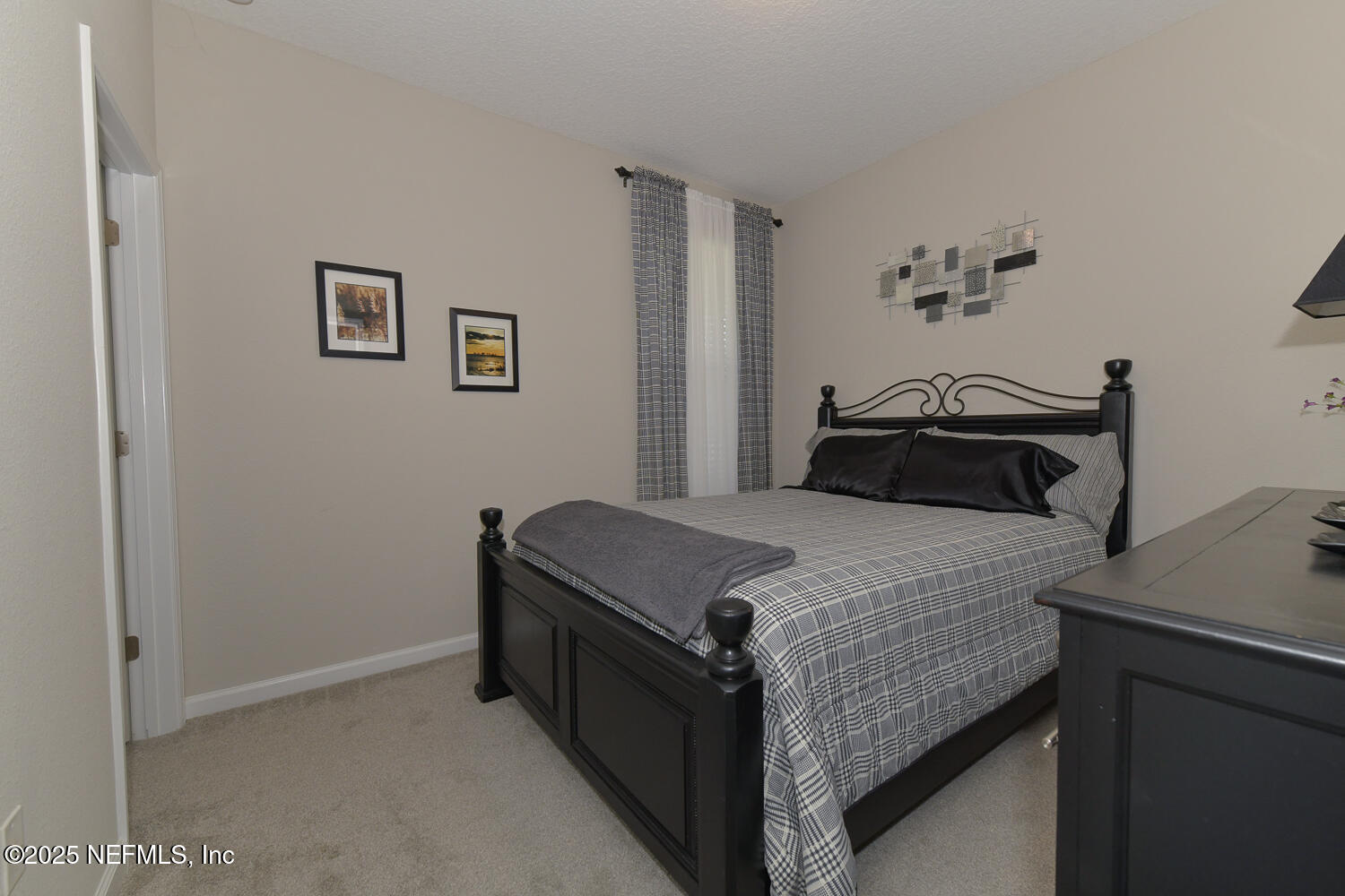 Single Family Residence in Fernandina Beach FL 95128 SNAPDRAGON Drive 13.jpg