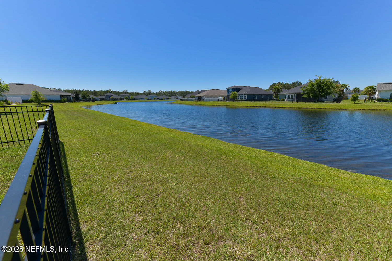 Single Family Residence in Fernandina Beach FL 95128 SNAPDRAGON Drive 24.jpg
