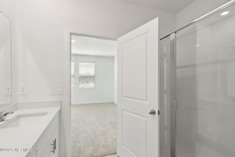 Single Family Residence in Jacksonville FL 7840 GREATFORD Way 29.jpg