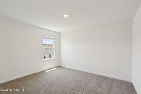 Single Family Residence in Jacksonville FL 7840 GREATFORD Way 22.jpg