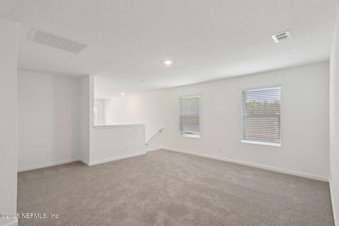 Single Family Residence in Jacksonville FL 7840 GREATFORD Way 16.jpg