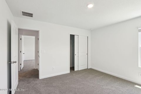 Single Family Residence in Jacksonville FL 7840 GREATFORD Way 23.jpg