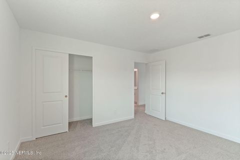 Single Family Residence in Jacksonville FL 7840 GREATFORD Way 21.jpg